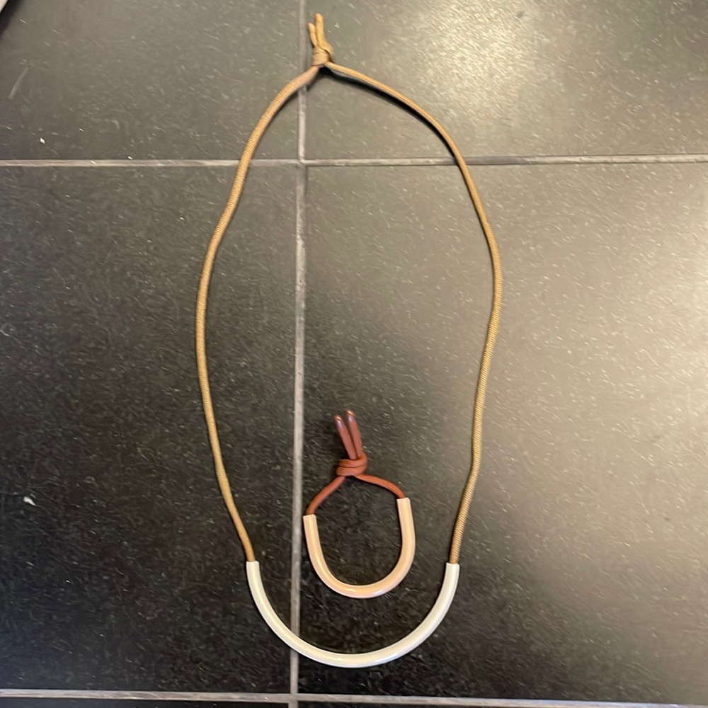 Maslo Standard necklace and bracelet